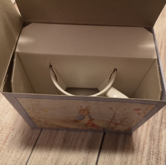 Brand New Peter Rabbit By Wedgewood Centenary Small Mug - Picture 4 of 4